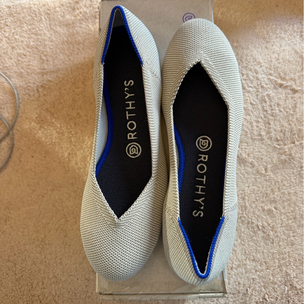 NIB Rothys Cream and Blue Women's Loafers